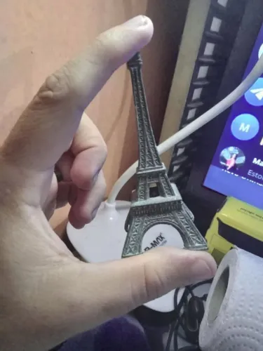 Antiga Miniatura de Metal Torre Eifel