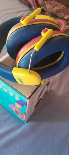 Abafador de ouvido novo