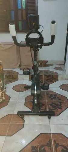 Bicicleta ergometrica Spinning