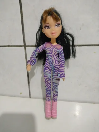 Boneca Bratz Catz Jade