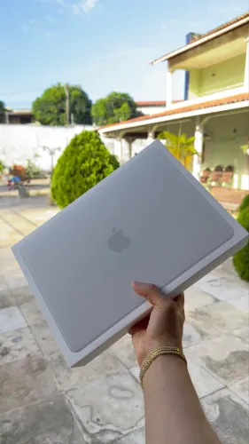 MacBook Neo Silver 256