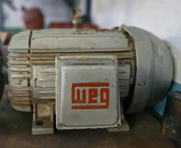 MOTOR WEG USADO