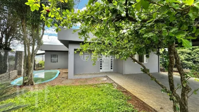 Casa à venda Rua Carazinho, Ideal - Novo Hamburgo