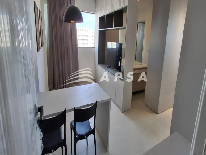 EXCELENTE APARTAMENTO MOBILIADO FLAT PRONTO PARA MORAR, COM APROXIMADAMENTE 32 METROS QUAD
