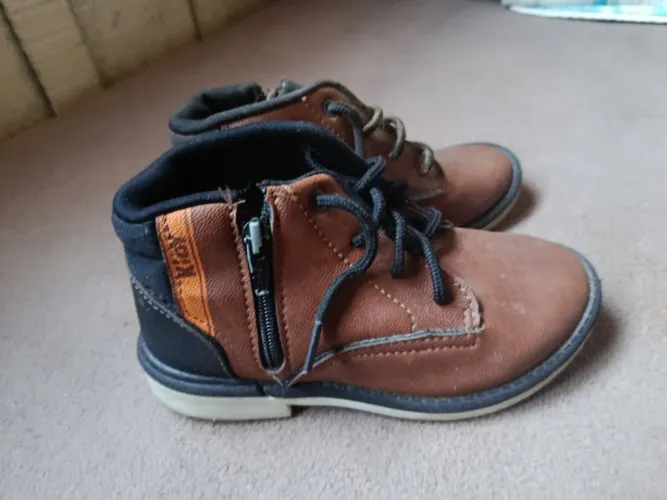 Bota infantil