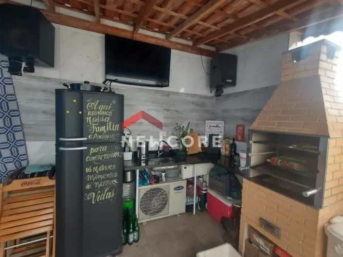 Casa em Rua Mantenópolis - Jardim Independência - São Vicente/SP