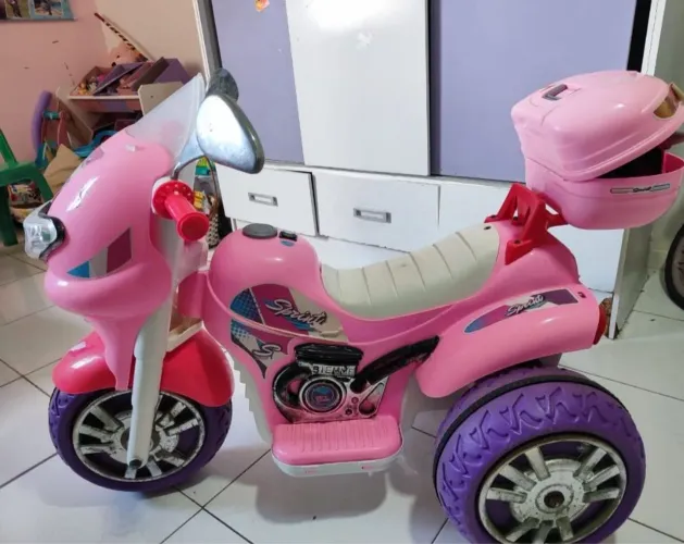 Moto elétrica infantil!!!