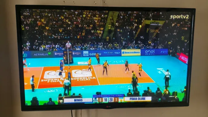 Televisão 50" Plasma LG - Leia o Anúncio