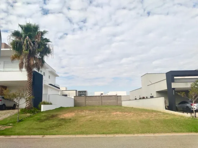 Terreno à venda, 405 m² por R$ 640.000,00 - Alphaville Nova Esplanada - Votorantim/SP