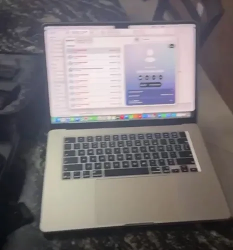 MacBook Air 15? 16gb RAM 512gb SSD