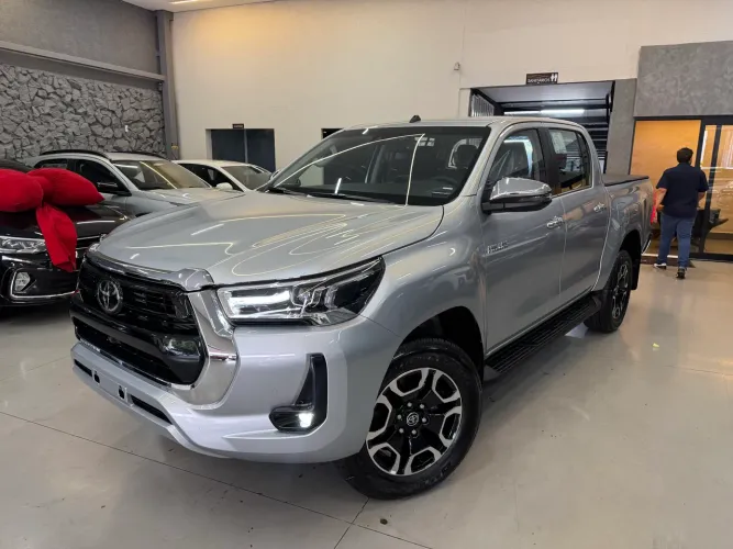 Toyota Hilux CD SRX 4X4 2.8 TDI 16V Diesel Aut. 2026