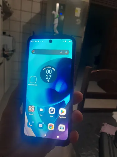 Vendo moto g71 128 GB com nota fiscal e carregador de único dono em perfeito estado