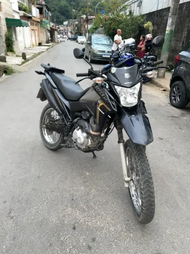 Honda Bros 160 2023 | Única Dona | Quitada