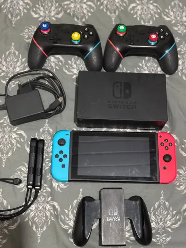 Nintendo switch v2+acessorios