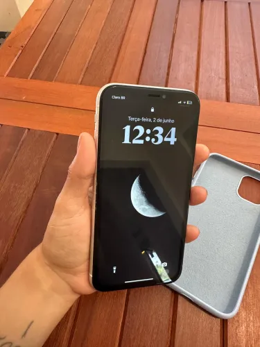 IPHONE XR 128GB 600$