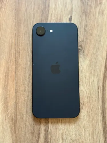 iPhone 16e 128gb