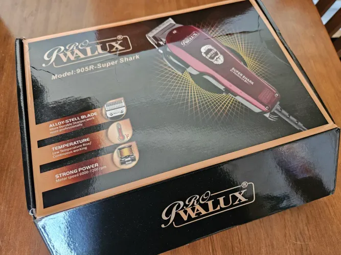 Máquina na cortar cabelo Walux 220v nova