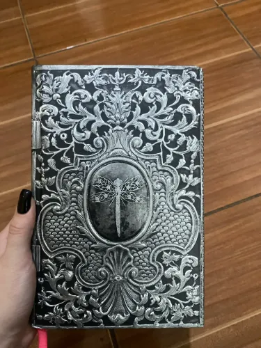 A Menina Submersa - Caitlín R. Kiernan | DarkSide Books