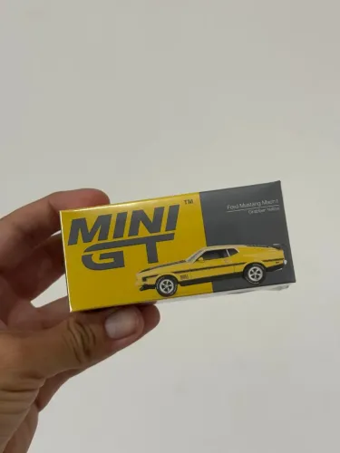 Mini GT 1139 - FORD MUSTANG MACH1 GRABBER YELLOW (LACRADO)