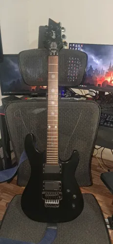Guitarra Cort EVL K4