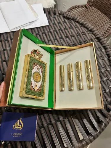 Perfume Queen of Arabia Lattafa Eau de Parfum 100ml Original + 4 Amostras