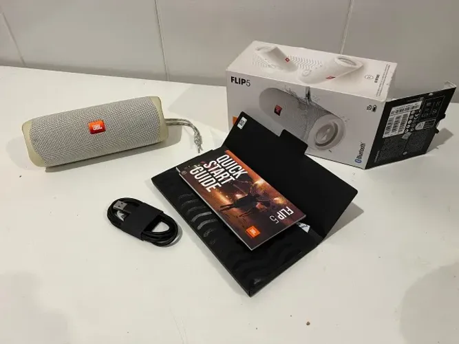 JBL Flip 5