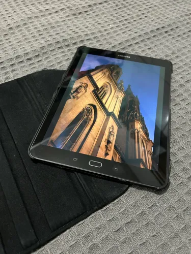 Tablet Samsung Galaxy Tab S2 com 3gb de RAM e tela super Amoled.