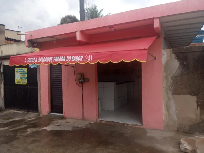 Aluga-se loja