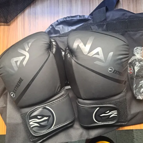 Kit Luva de Boxe Naja, Saco de Pancada, Bucal e Bandagem