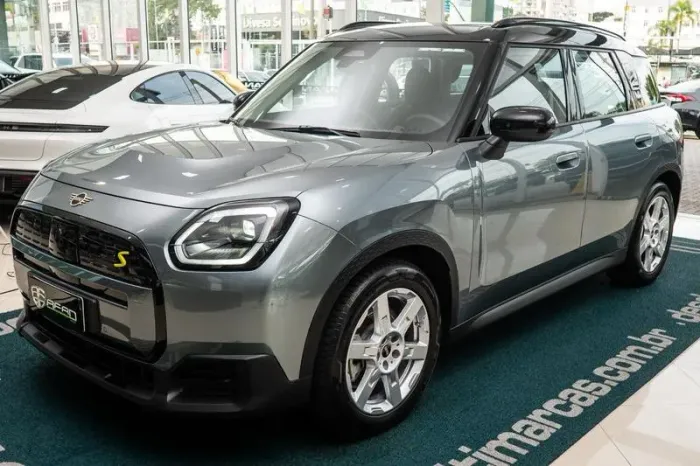 Mini Cooper Country. SE All4 Excl. (elétrico) 2025