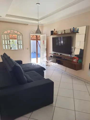 Oportunidade! Casa com terraço e quintal à venda em Alvorada - Vila Velha