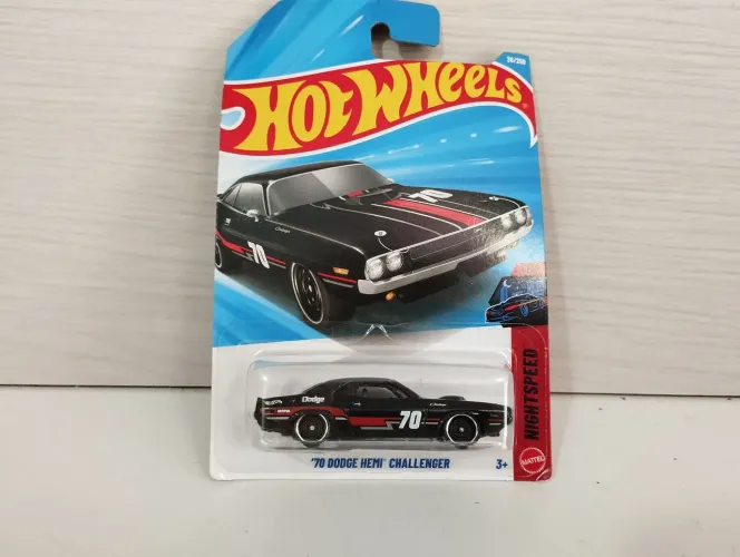 Miniatura Dodge Hemi. 