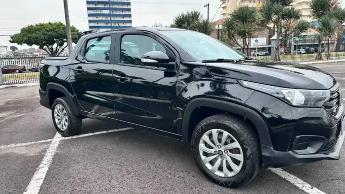 Fiat Strada Freedom 1.3 Flex 8V CD 2025