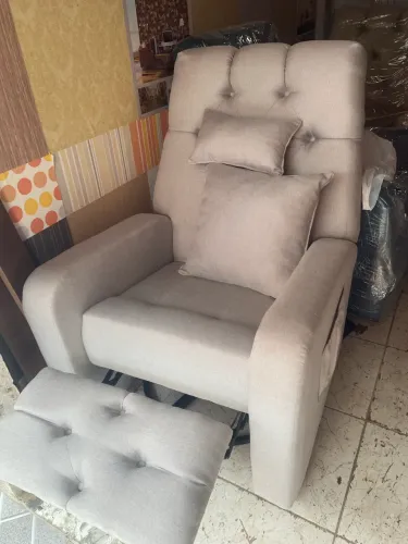 Poltrona reclinável e giratória sem linho, só R$ 1.200,00