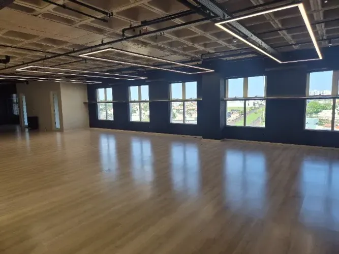 Salas Corporativas - Alto Padrão - Torre Firenze - Avenida Adhemar Pereira de Barros