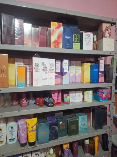 Cosméticos e perfumaria em geral venda ou troca