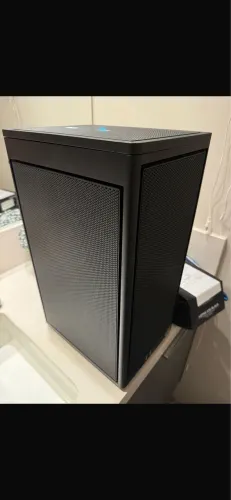 Gabinete Mini ITX Corsair 2000D