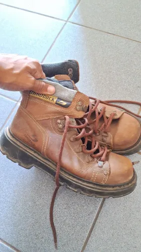 Bota de couro Braddock - unissex