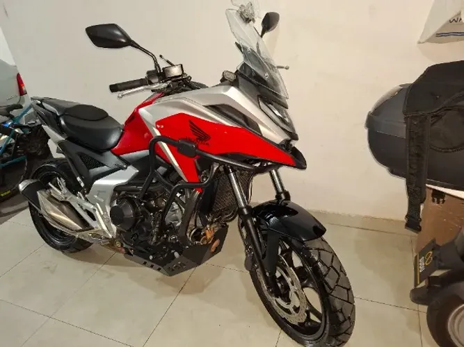 Nc750x 25/25, 2? dono. Muito nova