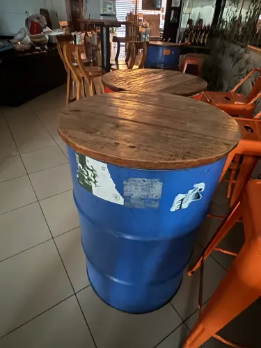 Mesa De Tambor 200l Com Tampo De Madeira  Estilo Industrial