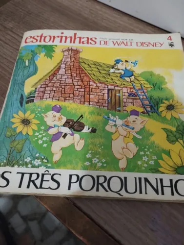 Disco de vinil 7' , estorinhas de Walt Disney , os tres porquinhos , sem arranhões 1970