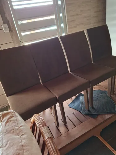 Vendo cadeiras em perfeito estafo
