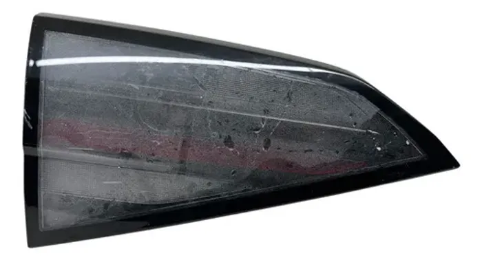 Lanterna Tampa T.e Volkswagen Virtus 1.4 2025 Esquerdo/motorista Preto