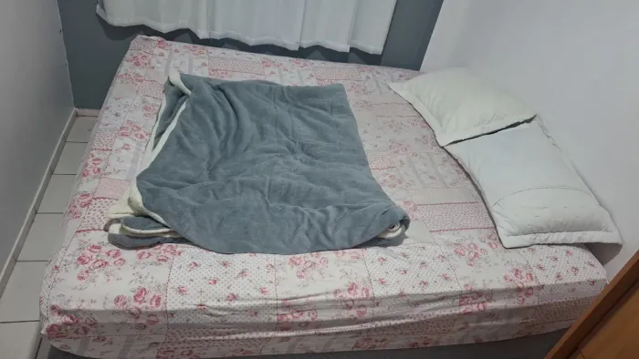 Vende-se Cama King 