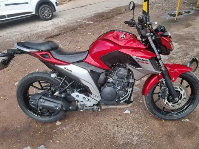 Moto fazer 250