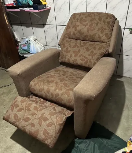 Poltrona Reclinável
