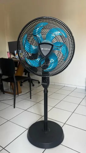 Ventilador de coluna Cadence Eros Turbo