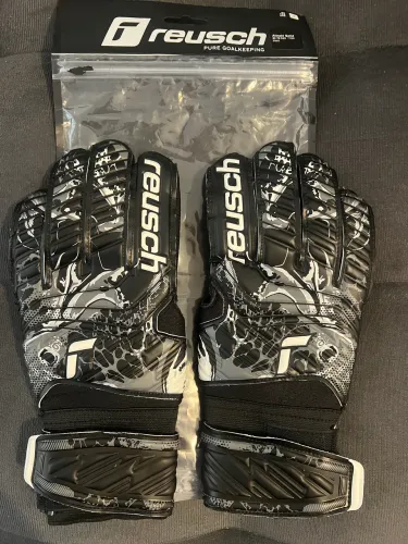 Luva de Goleiro Reusch tam 9