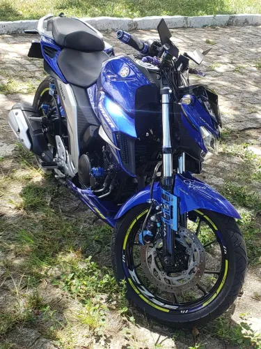 Fz25 muito conservada