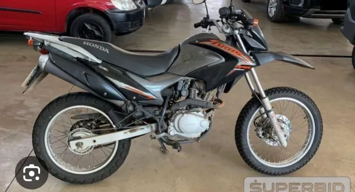 Moto Bros 150 vende- se. Troca se por gado